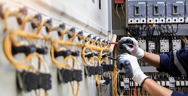 Professional Electrician technician working in Green Knoll, NJ